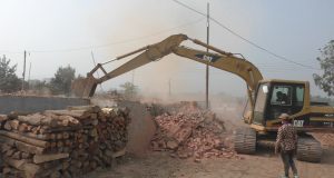 ঝিনাইদহে পরিবেশ অধিদপ্তরে অভিযানে ২য় দিনে গুড়িয়ে দেওয়া হলো ১০ টি অবৈধ ইটভাটা