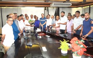 ফুলেল শুভেচ্ছায় নবনিযুক্ত প্রো-ভাইস-চ্যান্সেলর প্রফেসর ড. মো. নওশের ওয়ানকেবরণ করলেন হাবিপ্রবির ভাইস-চ্যান্সেলর