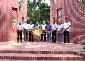 শহীদদের প্রতি হাবিপ্রবির নবনিযুক্ত প্রো-ভাইস-চ্যান্সেলরের শ্রদ্ধাঞ্জলি