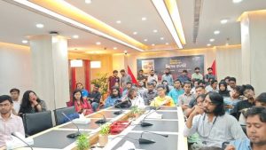 ‘দ্যা ইউনিভার্সিটি অফ চানখাঁরপুল’ নিয়ে বন্ধুসভার বিশেষ প্রদর্শনী অনুষ্ঠিত