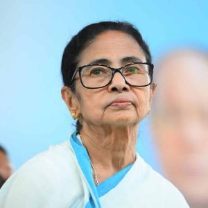 এ বার মমতার হাত ছাড়ছেন রাজ্যের আরও এক প্রাক্তন মন্ত্রী? এনসিপিআই সাংসদের সঙ্গে সাক্ষাৎ নিয়ে জল্পনা