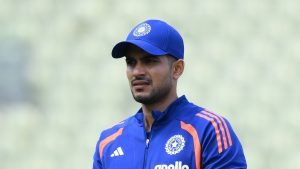 হঠাৎ কমে গেল শুভমনদের ম্যাচের দিন, শ্রীলঙ্কার বিরুদ্ধে টেস্ট সিরিজ়ের প্রস্তুতিতে ধাক্কা
