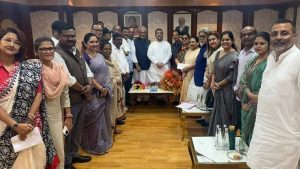 রাজ্যে সরকারের সঙ্গে সমন্বয় রেখে উন্নয়ন কর্মসূচি নিয়েই আলোচনা! শুভেন্দুর সঙ্গে বৈঠক শেষে দাবি শতাব্দী-রচনাদের