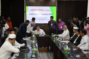 রাষ্ট্রপতি পদে মির্জা ফখরুল ও অলি আহমদের মনোনয়ন বৈধ