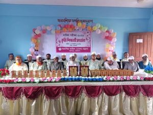 আটপাড়ায় স্বরমশিয়া ফাজিল মাদ্রাসার কৃতী শিক্ষার্থীদের সংবর্ধনা