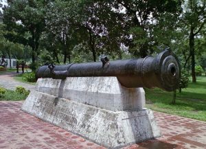 মীর জুমলার কামান ও ঢাকার মশা