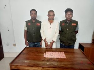 দিনাজপুরে ডিবি পুলিশ ৩৫০ পিস ট্যাপেন্টাডল ট্যাবলেটসহ ১ জন মাদক কারবারি গ্রেফতার