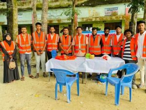 নাজিরগঞ্জ হাই স্কুলে ২০০ শিক্ষার্থীর বিনামূল্যে রক্তের গ্রুপ নির্ণয়