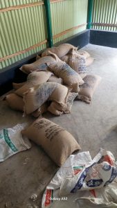 বদলগাছীতে ১৯শ কেজি সরকারি চাউল আটক