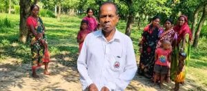 দিনাজপুরের নবাবগঞ্জে সাপের কামড়ে লোগেন হাসদা নামে এক সাপুড়ের মৃত্যু